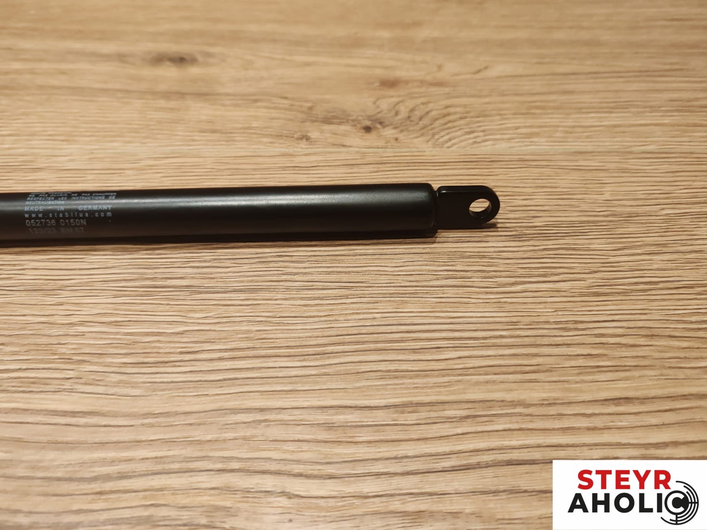 STABILUS Gasdruckfeder für Heckscheibe, 150 N, Länge 580 mm anstelle von Steyr 1-99-976-005