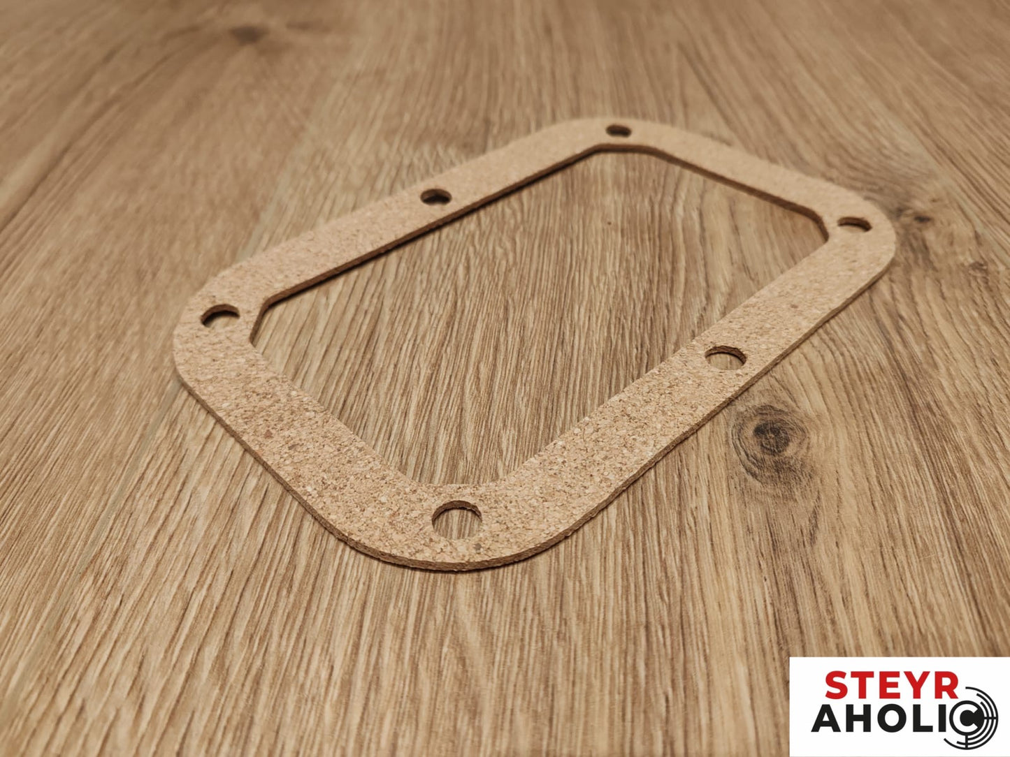 Seitendeckeldichtung links anstelle von Steyr 1113010005