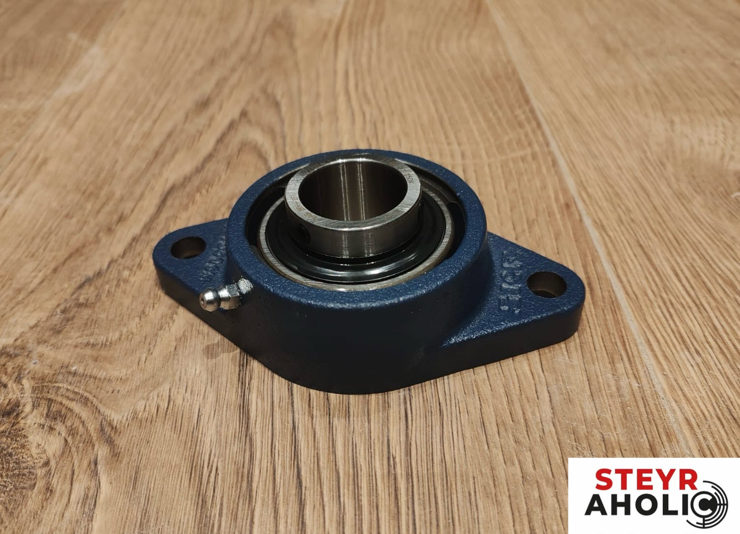 SKF Lager Allradwelle mit Gehäuse anstelle von Steyr 1-33-131-035