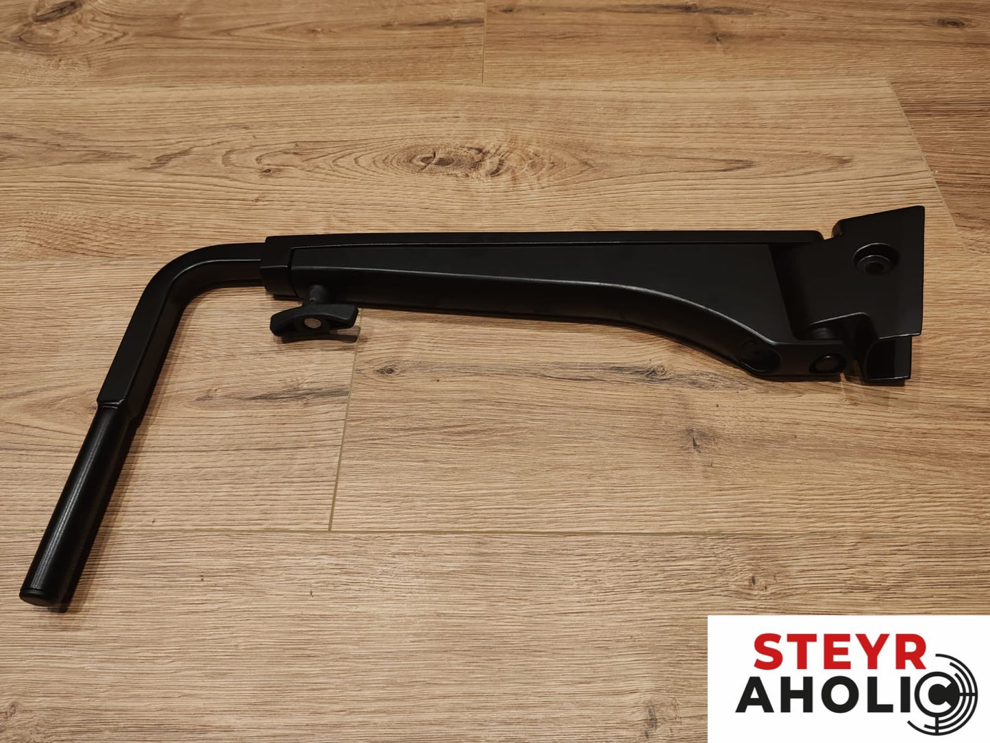 Teleskopspiegelhalter links anstelle von Steyr 1-34-677-013