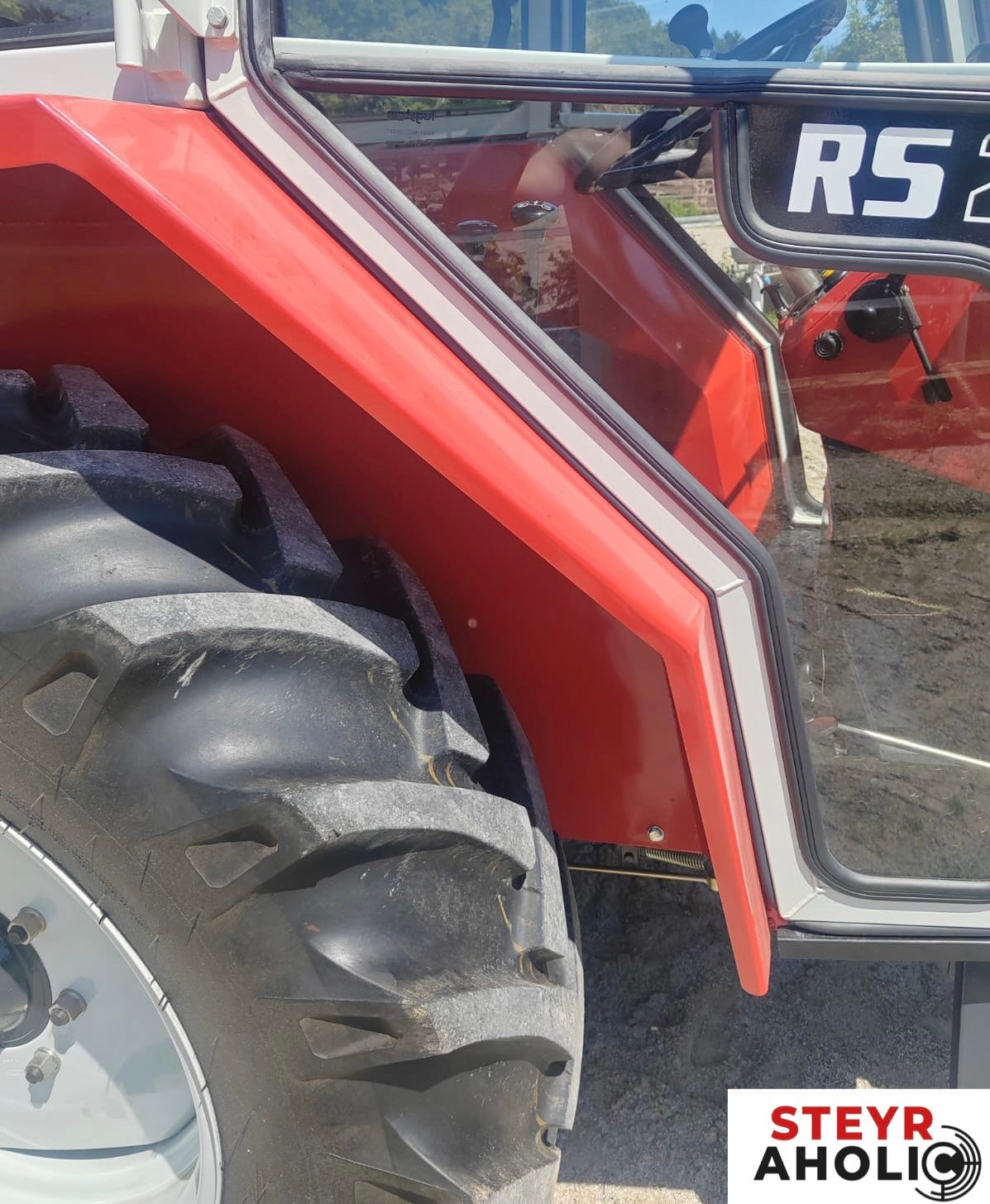 Steyr Kotflügel passend zur 8000er und 900er Serie