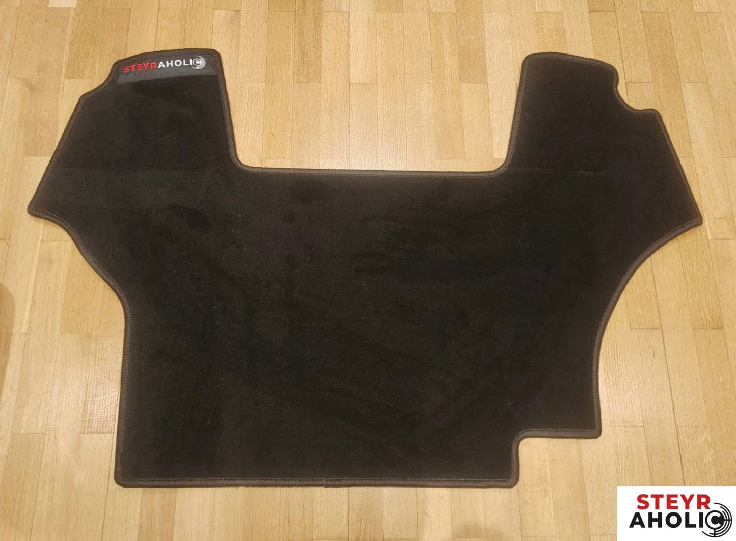 Velourteppich / Fußmatte passend zu Steyr CVT Tier 3