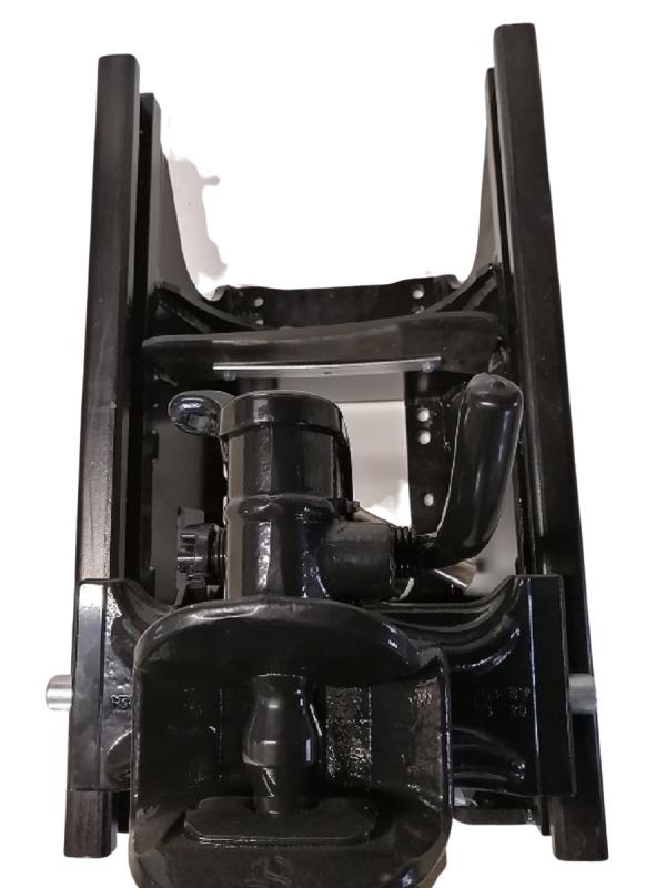 Scharmüller Anhängebock mit automatischer Anhängekupplung