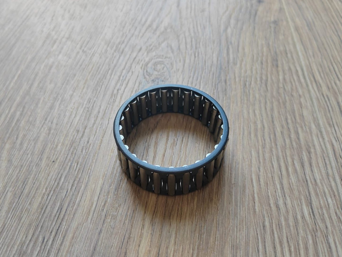 ZF Nadellager 135700220279