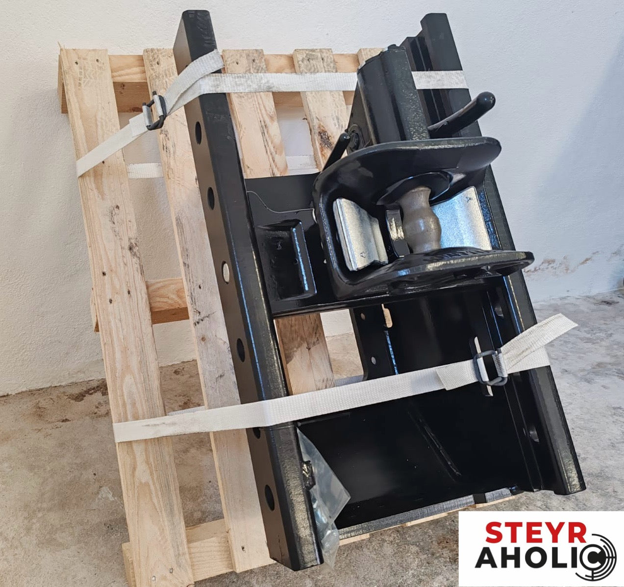 Scharmüller Anhängebock mit automatischer Anhängekupplung