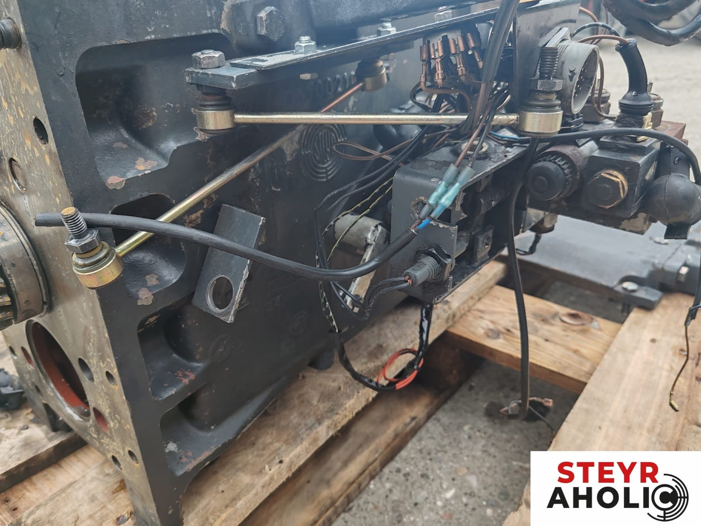 Getriebegehäuse inkl. Schaltgetriebe 155700210037