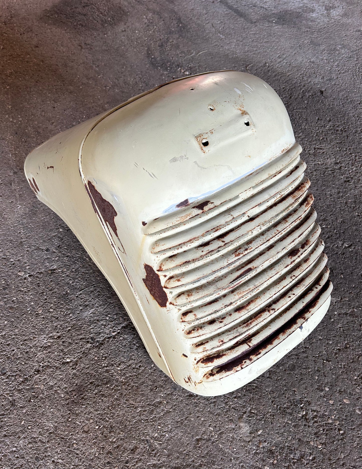 Steyr T80 Motorhaube - original gebraucht