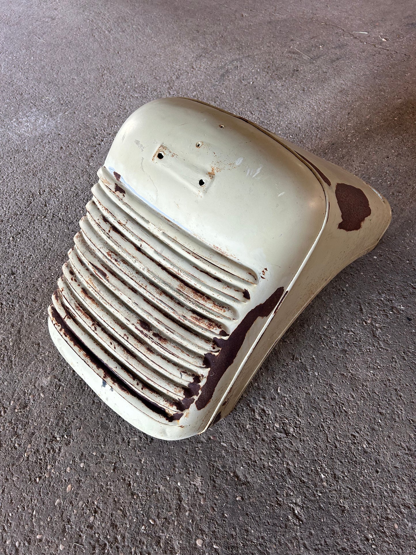 Steyr T80 Motorhaube - original gebraucht