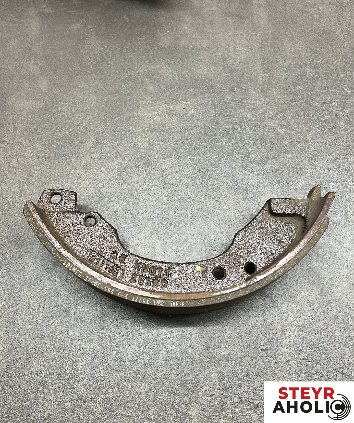 ORIGINAL Knott Bremsbacke 1390 340871