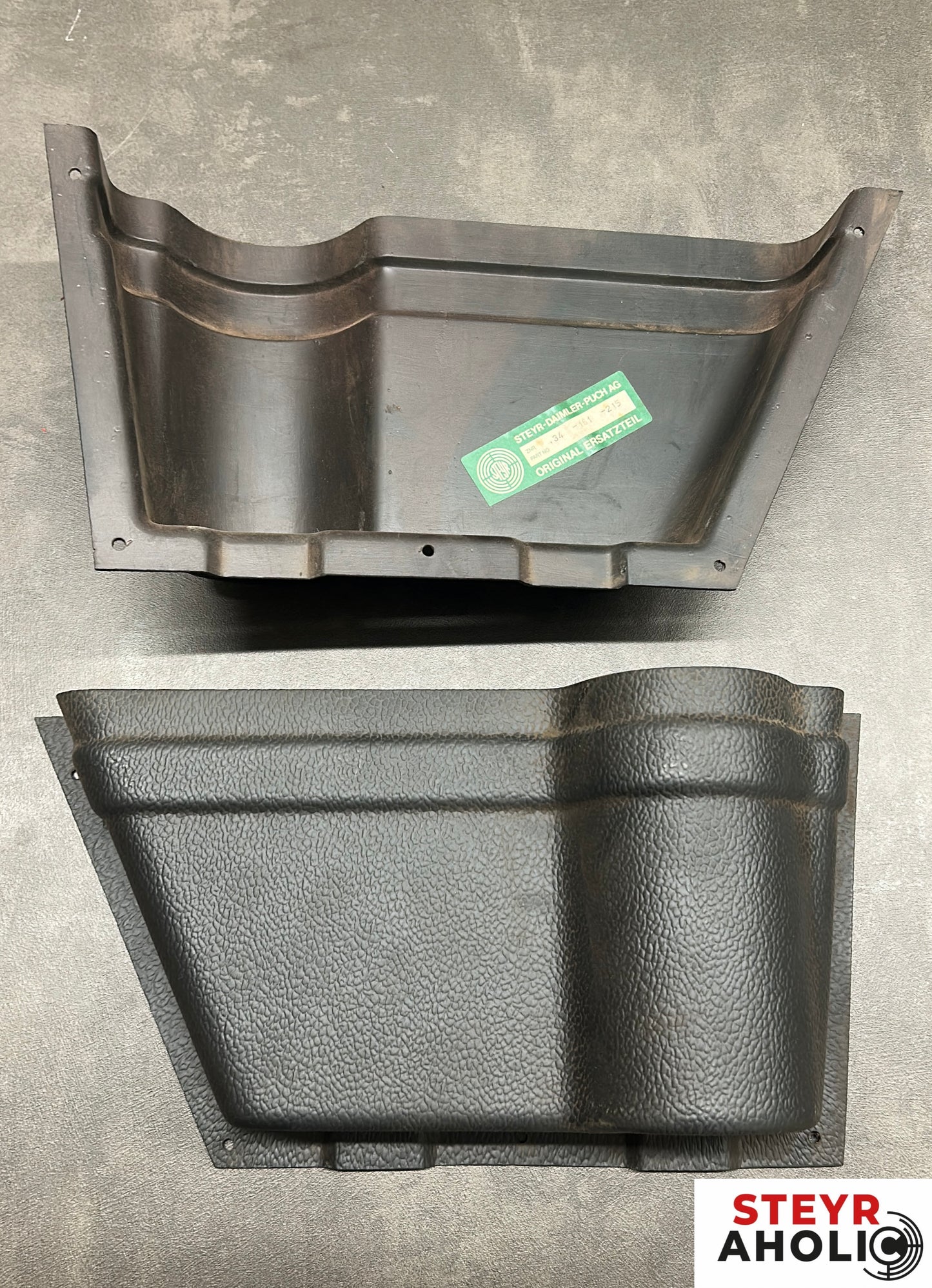 ORIGINAL Steyr Innenverkleidung - Flaschenhalter