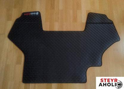 Hochwertige Gummimatte / Bodenmatte passend zu Steyr  Serie 9000, M- und MT, CVT Tier 1 / 2