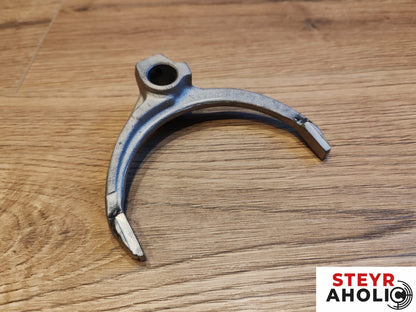 Schaltgabel V/R 135700240077  - Aufbereitetes Ersatzteil
