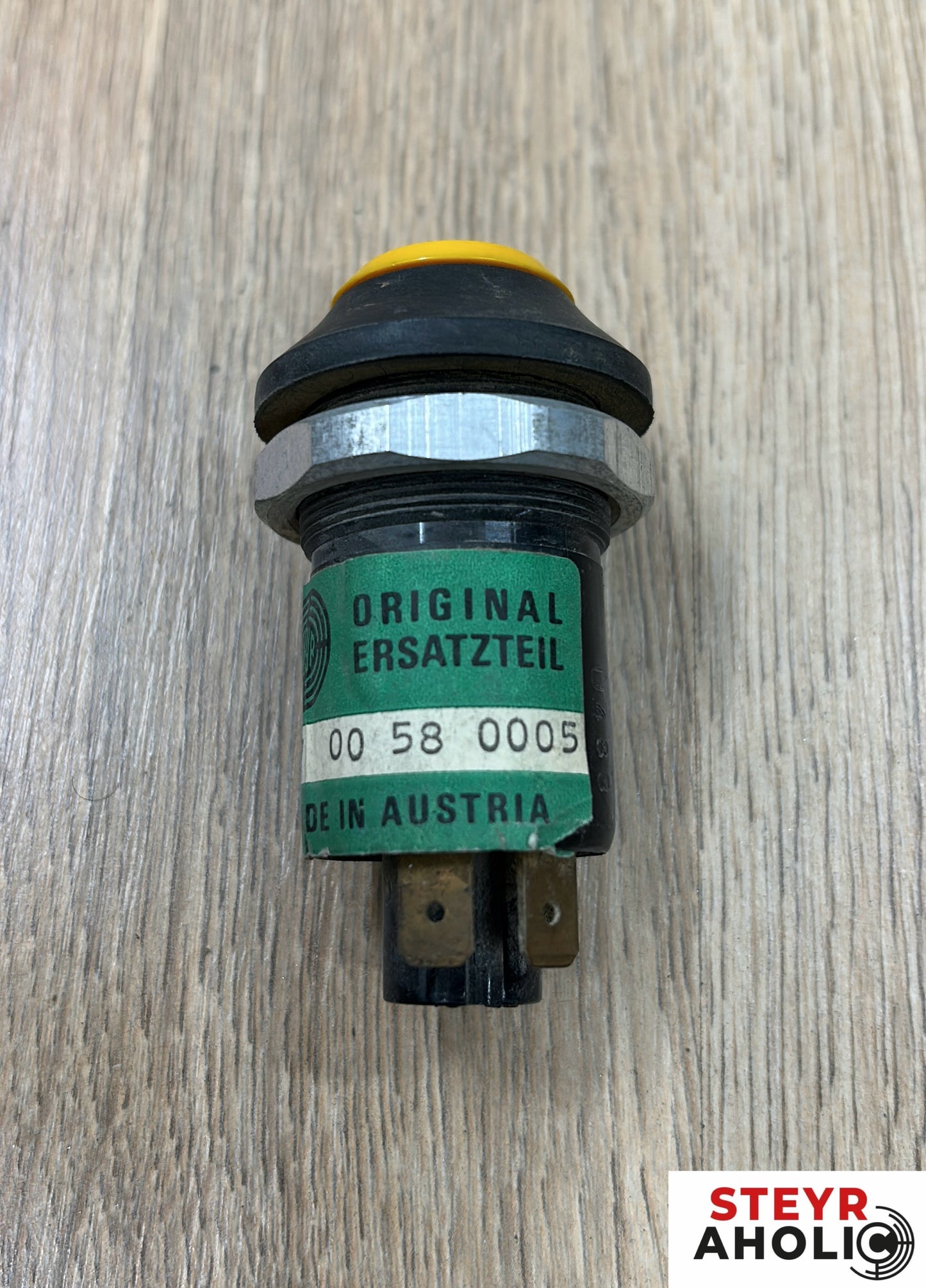 ORIGINAL Druckknopfschalter für Gebläse 133700580005
