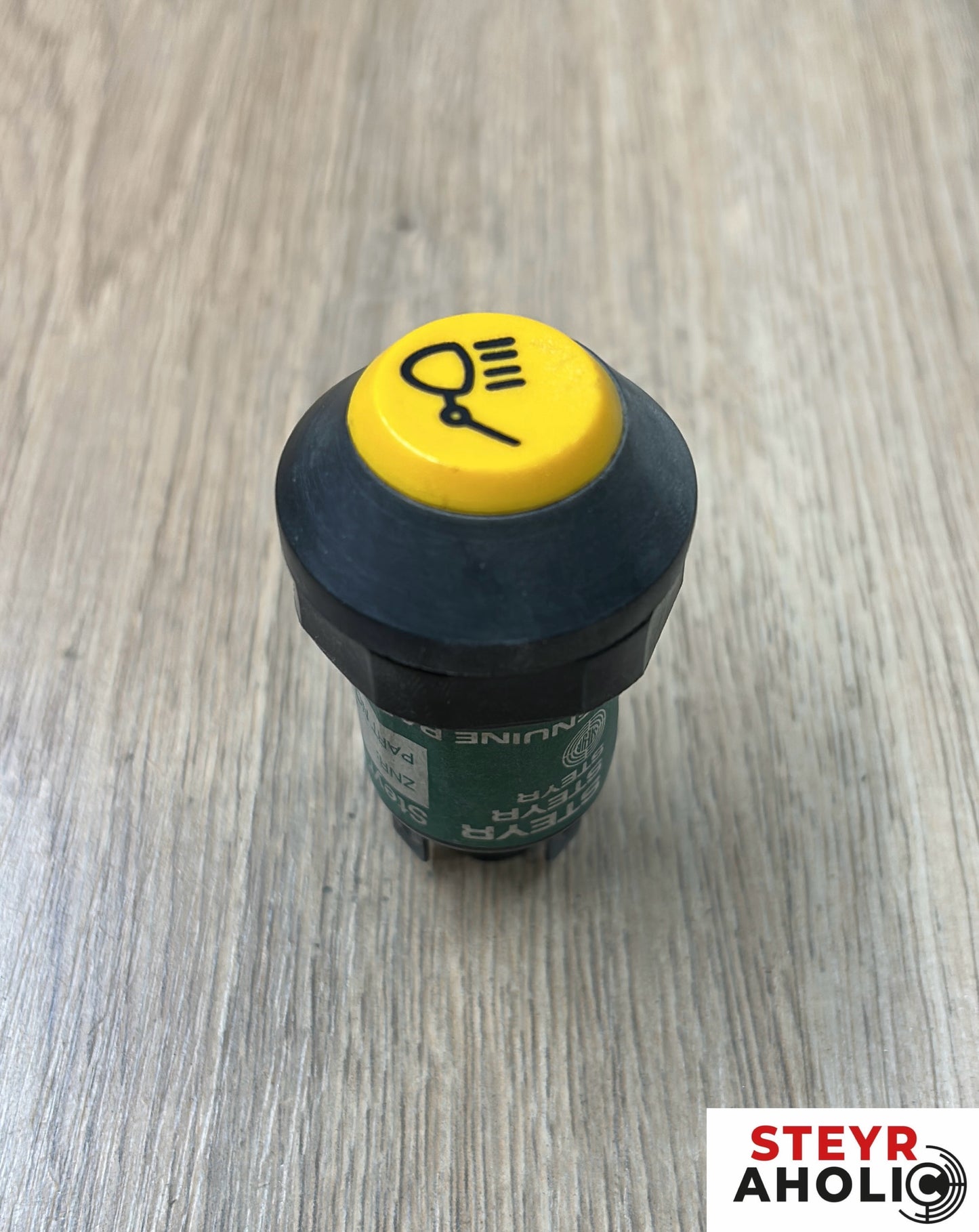 ORIGINAL Druckknopfschalter für Arbeitsscheinwerfer 133700580008