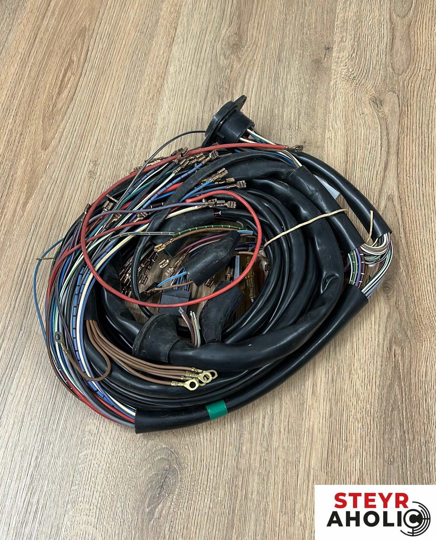 ORIGINAL Kabelbaum 133700770107