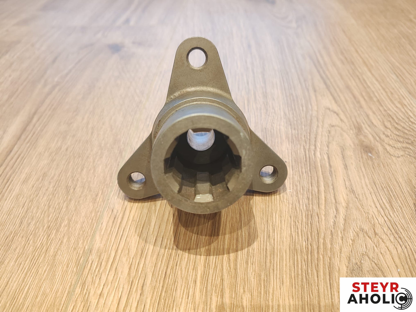 Mitnehmer Frontzapfwelle Steyr Serie 80 133700290109
