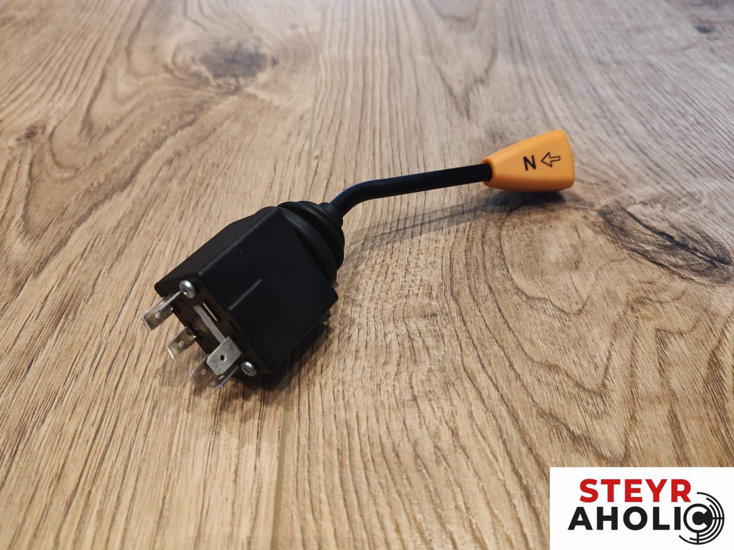 CNH Schalter Neutralstellung zu Steyr 87535666