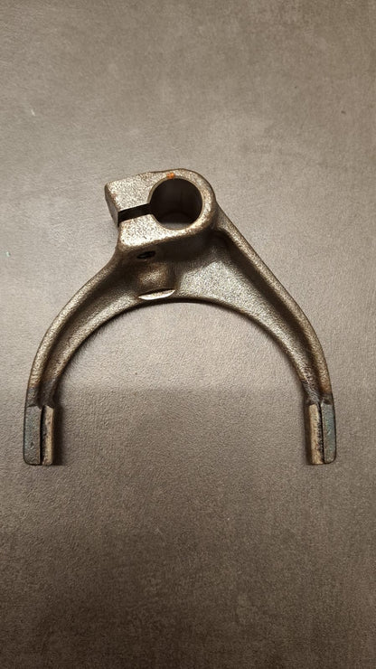 ORIGINAL Schaltgabel Vorschaltgruppe 153700240127
