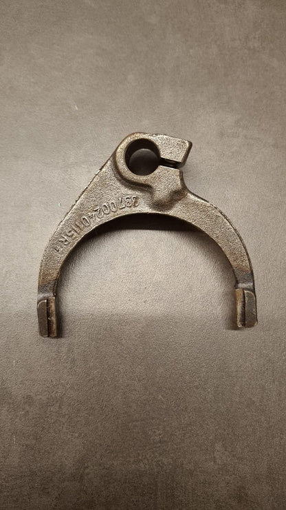ORIGINAL Schaltgabel Vorschaltgruppe 153700240127