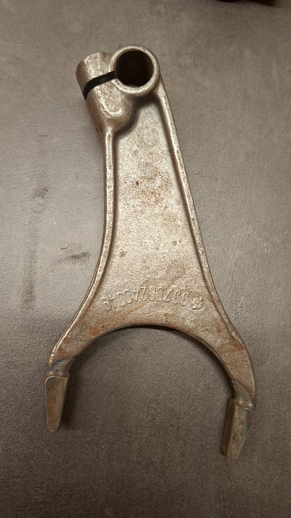ORIGINAL Schaltgabel 133700240049